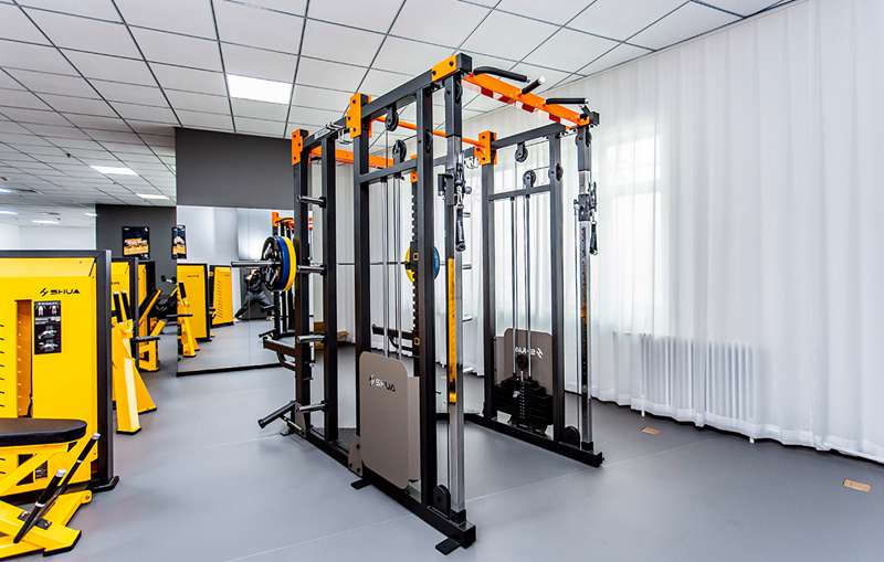 李永波国际羽毛球俱乐部YABO.COM体能中心